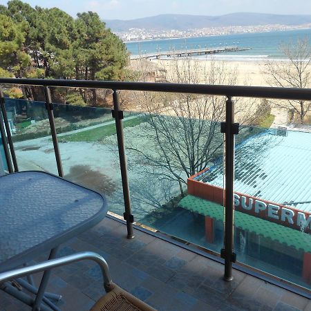 Sianie: Beachfront Apartment in Sunny Beach Center Exterior photo
